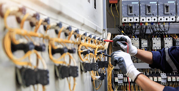 Professional Electrician technician working in La Pine, OR